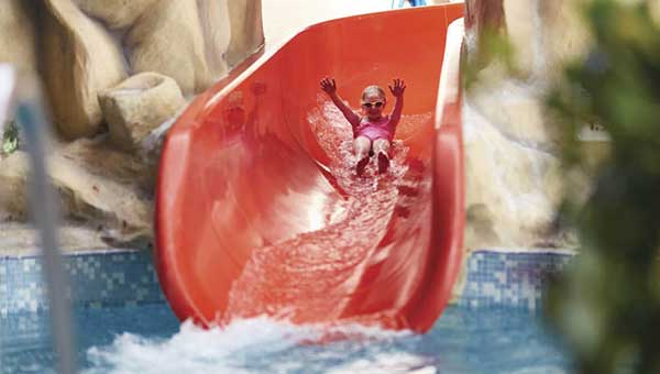 Parkdean lower hyde Holiday Park waterslide
