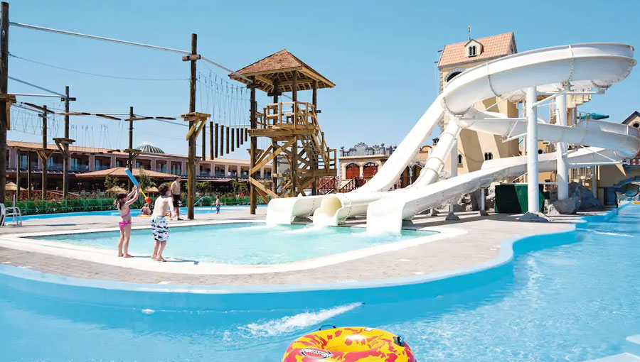 Holiday Village Rhodes Splash Park