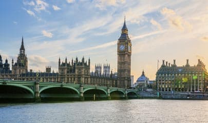 Big Ben - Hotels in London