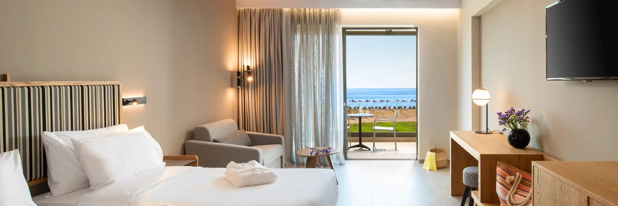 Decorative background image for Cheap Hotels