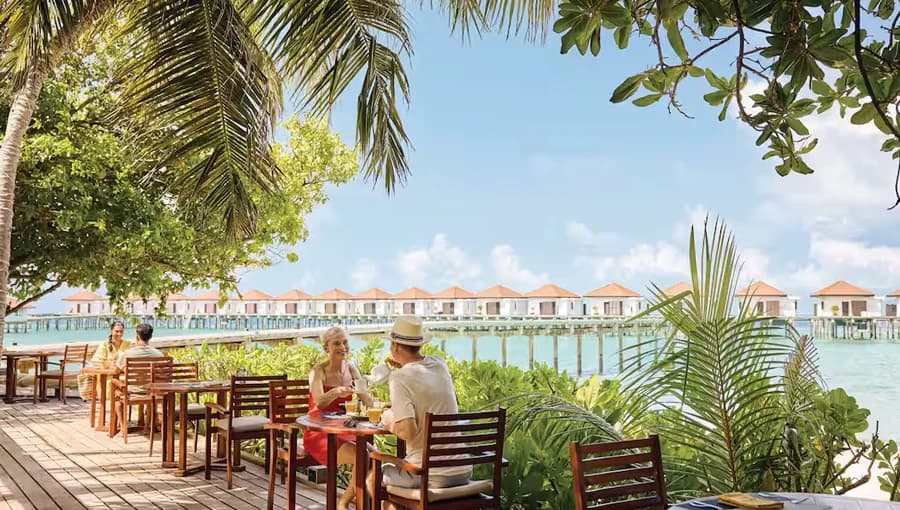 ROBINSON Maldives Buffet Restaurant