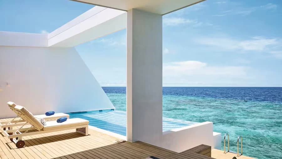 ROBINSON Maldives Bungalow