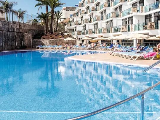 Revoli Playa Apartments