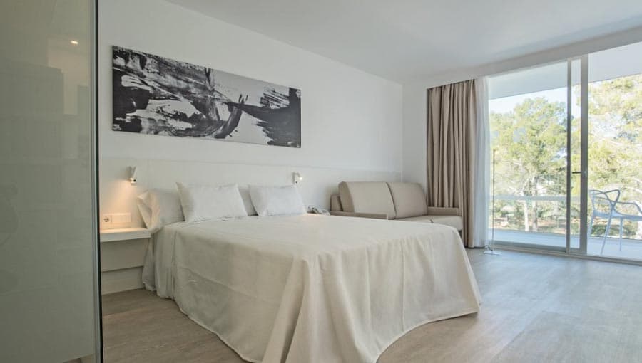 Els Pins Resort & Spa Family Room