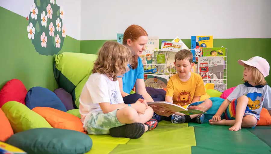 Holiday Village Menorca Kids Club