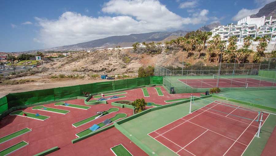 Laguna Park II Crazy Golf and Tennis