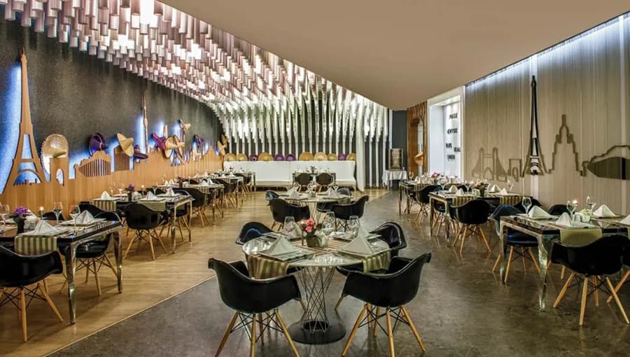 Delphin Imperial Hotel Restaurant