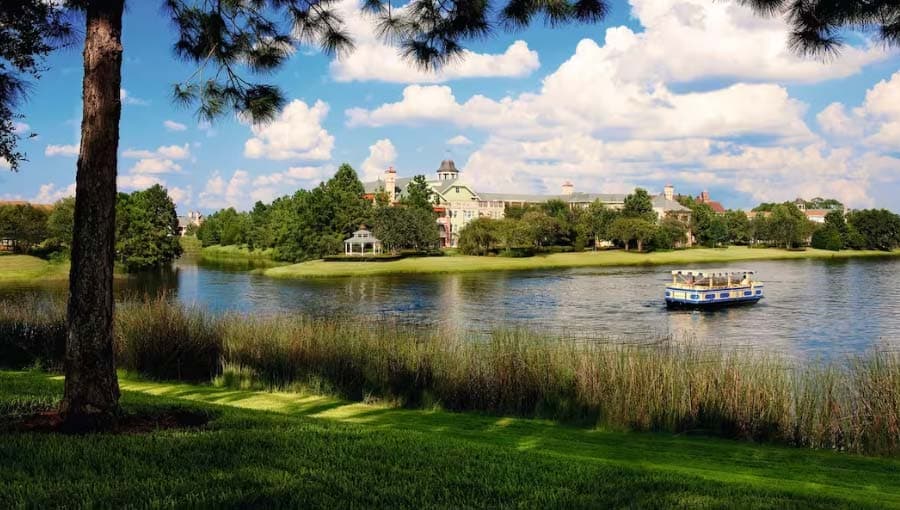 Disney's Saratoga Springs Resort & Spa