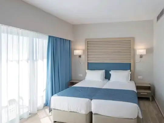 1 Bedroom Family Room