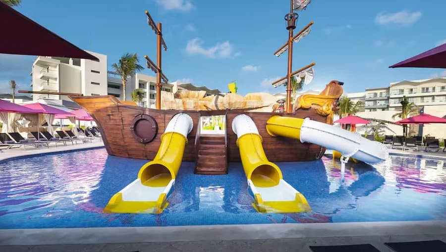 Planet Hollywood Cancun Splash Park