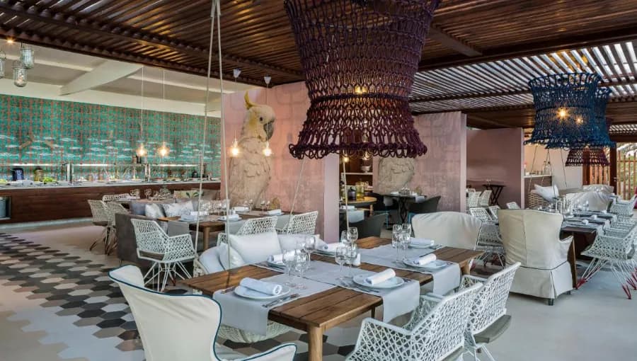 Grand Palladium White Island Resort & Spa restaurant
