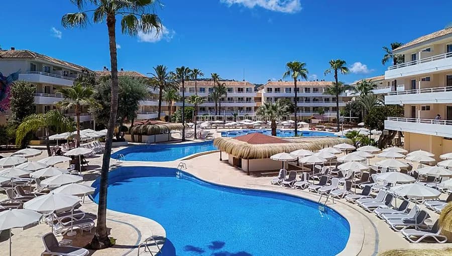 Fergus Club Mallorca Waterpark Hotel Pool Area
