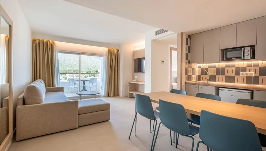Sol De Alcudia Apartments - Living Room