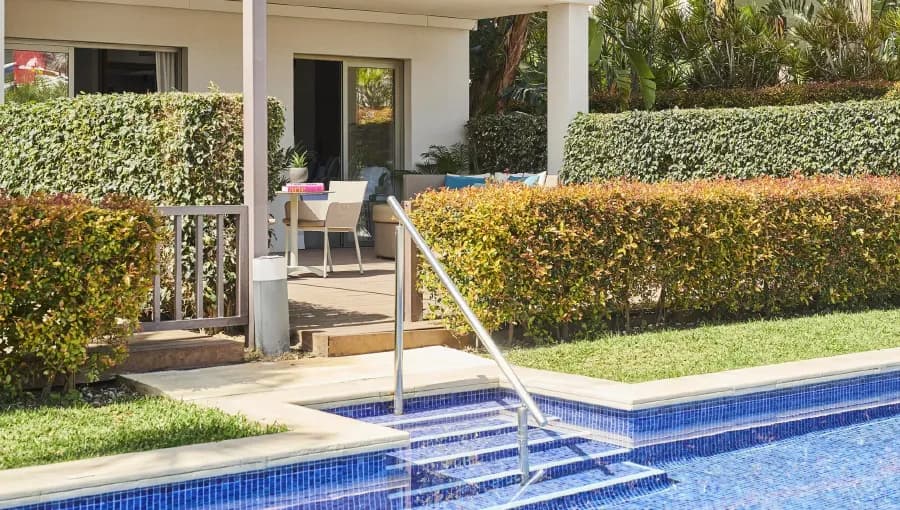 Zafiro Palace Alcudia One Bedroom Swim Up Suite