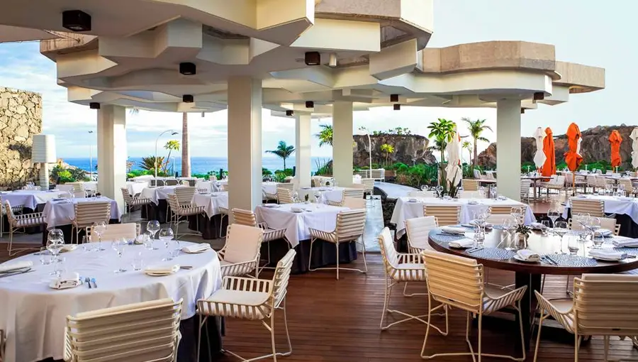 Royal Hideaway Corales Suites Restaurant