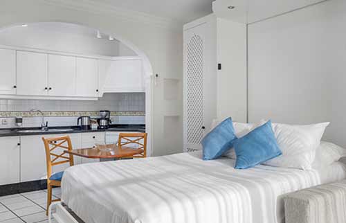 Santa Barbara Ocean Club Studio Apartment