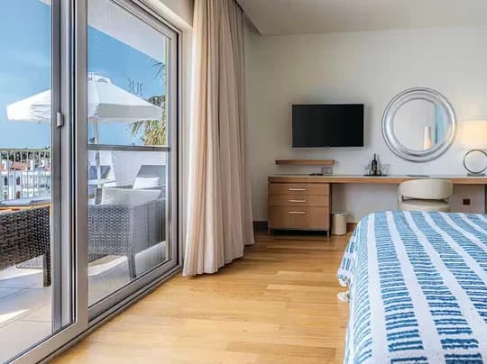 Junior Suite With Whirlpool