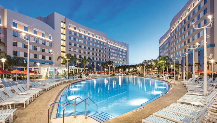 Universal's Endless Summer Resort - Surfside Inn & Suites