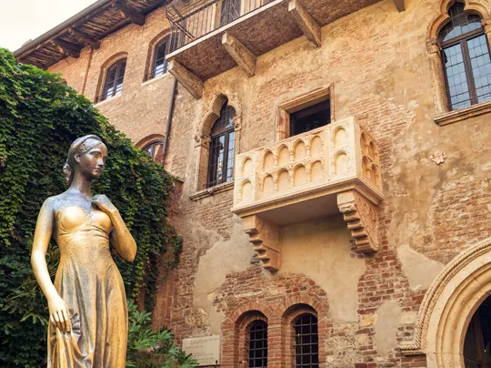 Juliet's balcony - Casa di Giulietta - Verona