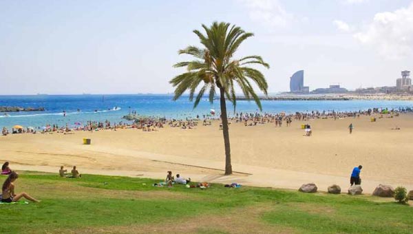 Barcelona Beach - Flights To Barcelona Deal