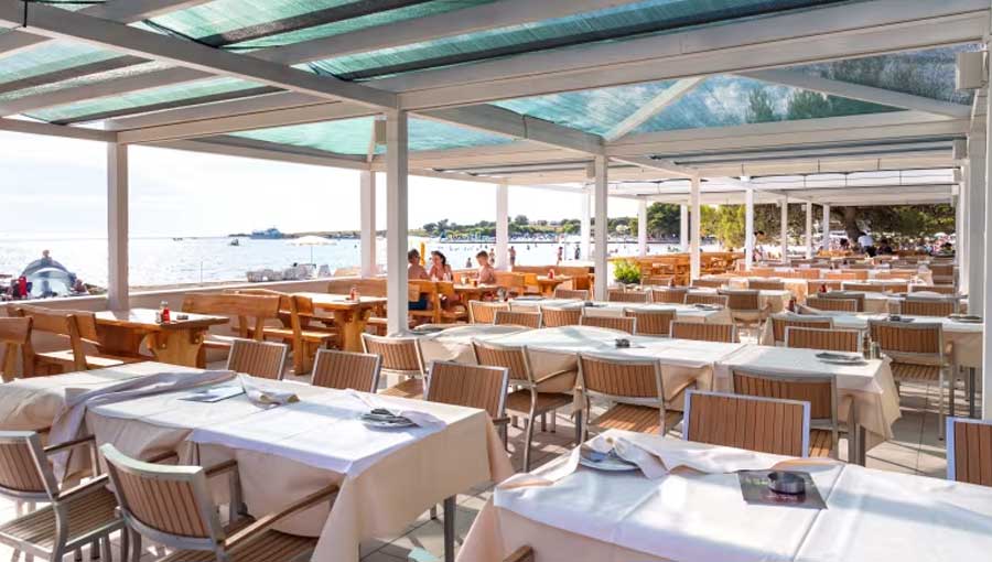 Zaton Holiday Resor Restaurant