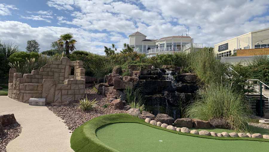 Haven Devon Cliffs Holiday Park mini golf