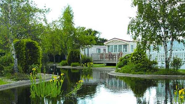 Parkdean Southview Holiday Park Lake