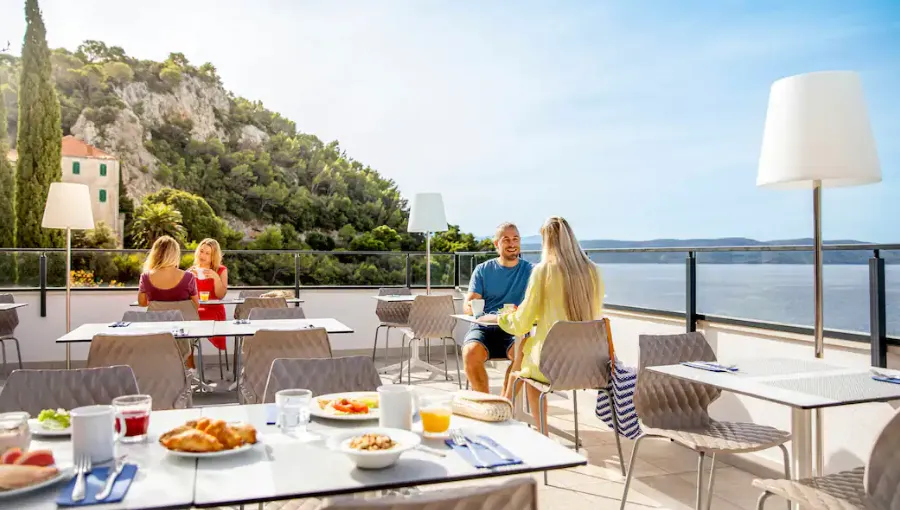 TUI BLUE Adriatic Beach Restaurant Terrace