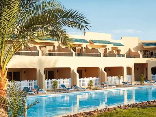 Swim Up Room at Coral Sea Holiday Village