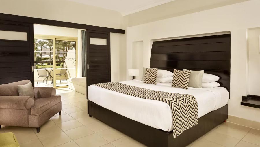 Holiday Village Red Sea Family Room