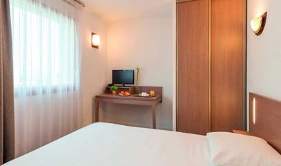 Appart'City Marseille Euromed room