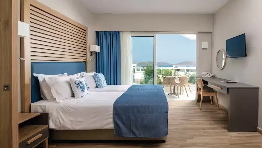 TUI BLUE Elounda Breeze Family Room