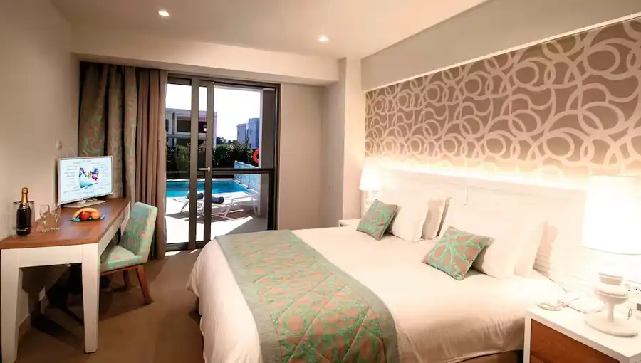TUI BLUE Lagoon Princess Swim Up Room
