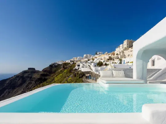 Infinity Suites and Dana Villas Santorini