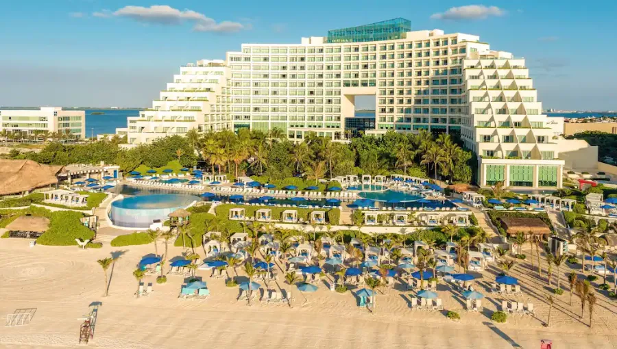 Best all inclusive Cancun - Live Aqua beach Resort Cancun