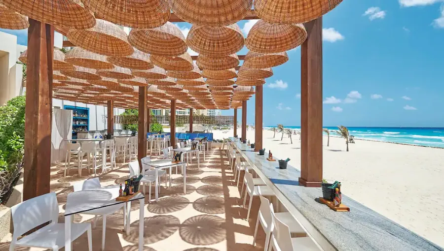 Best all inclusive Cancun - Live Aqua beach Resort Cancun restaurant