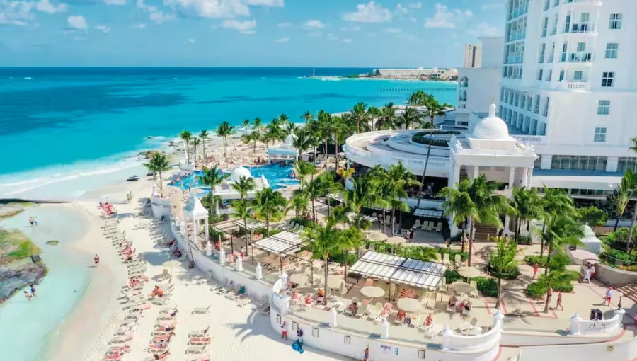 Best all inclusive hotels in Cancun - Hotel Riu Palace Las Americas Cancun Beach