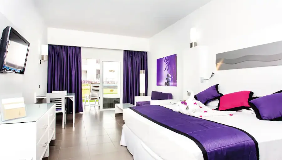 Best all inclusive resorts in Cancun - Hotel Riu Palace Peninsula Room