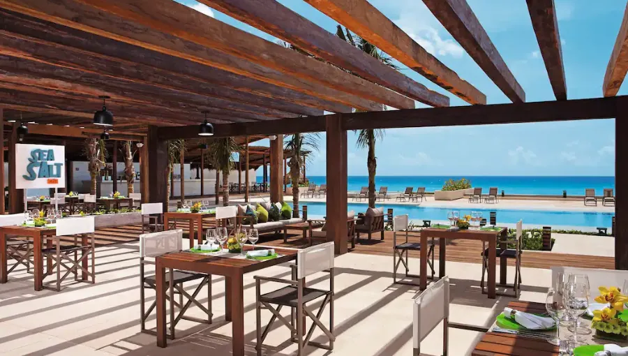 Best all inclusive hotels in Cancun - Secrets The Vine Cancun Restaurant