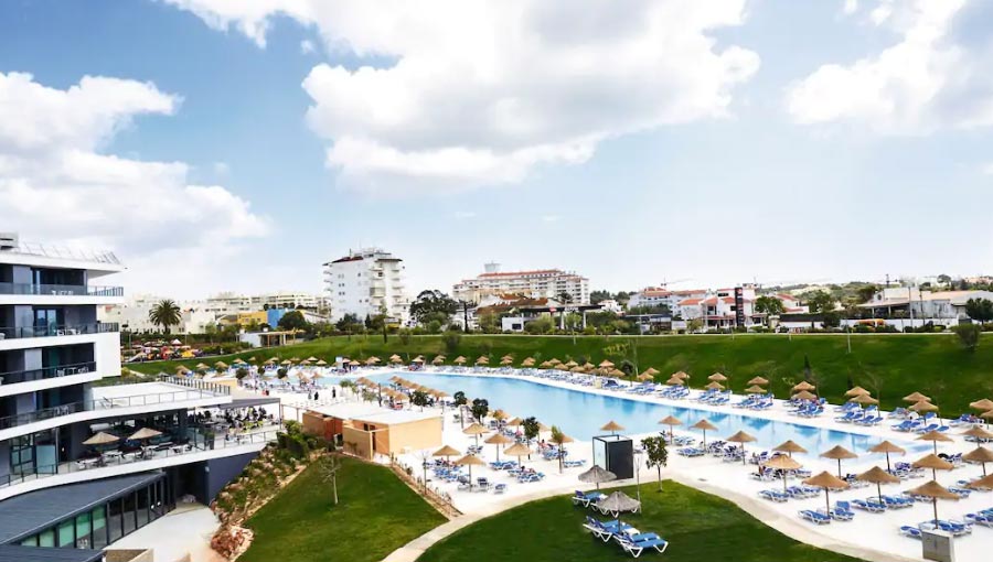 Alvor Baia Resort hotel pool algarve