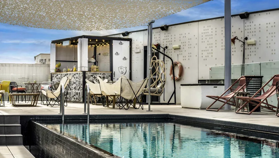 Ibis Styles Barcelona City Bogatell Pool