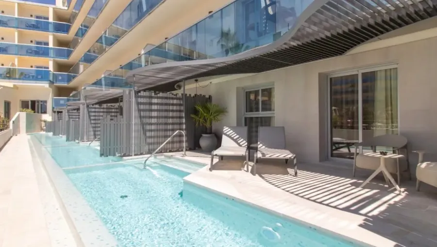 Top hotels with swim up rooms in Spain - Golden Taurus Aquapark Resort