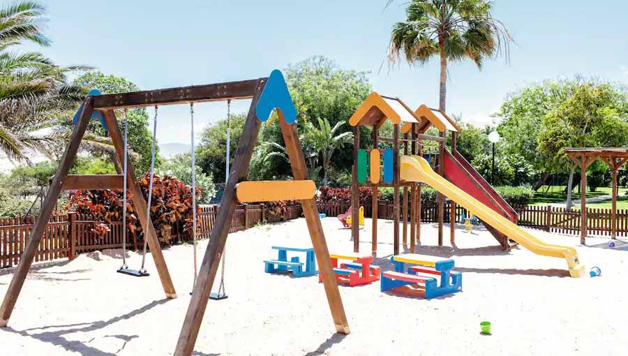 Riu Oliva Beach Resort playground