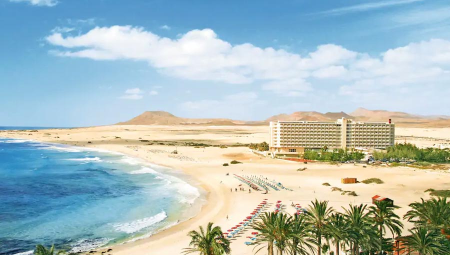 Riu Oliva Beach Resort overview