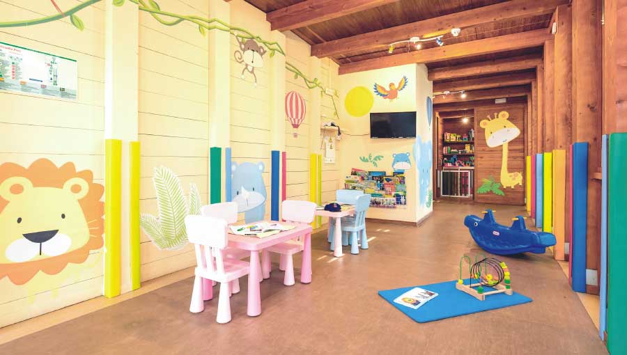 TUI BLUE Alcudia Pins Kids Club