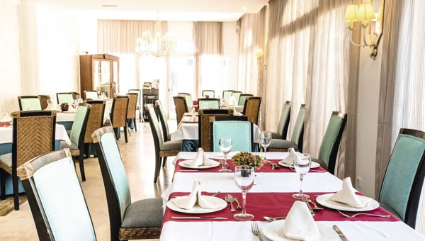 Holiday Village Menorca Hotel Restaurant