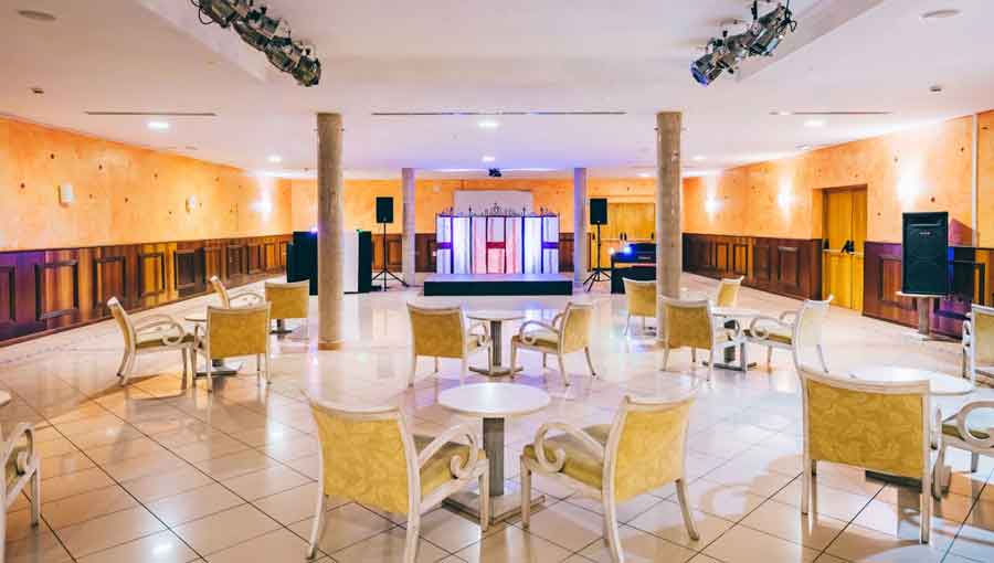 Grand Muthu Golf Plaza Hotel Spa Entertainment