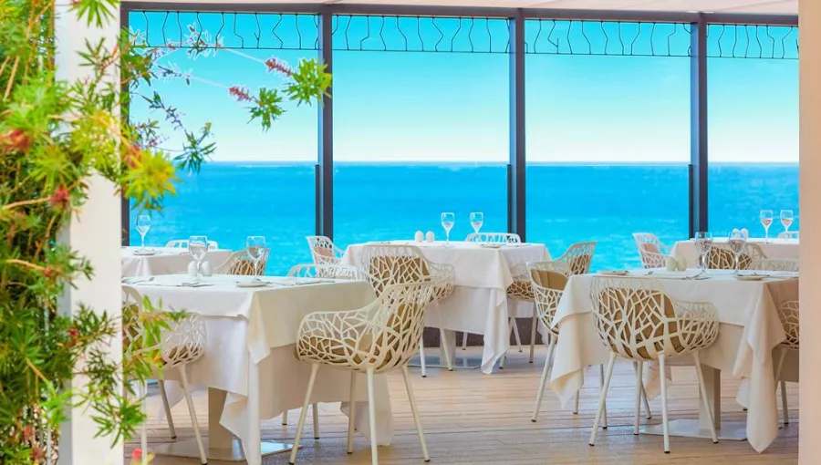 Best all inclusive hotels in Tenerife - Iberostar Grand Salome Restaurant