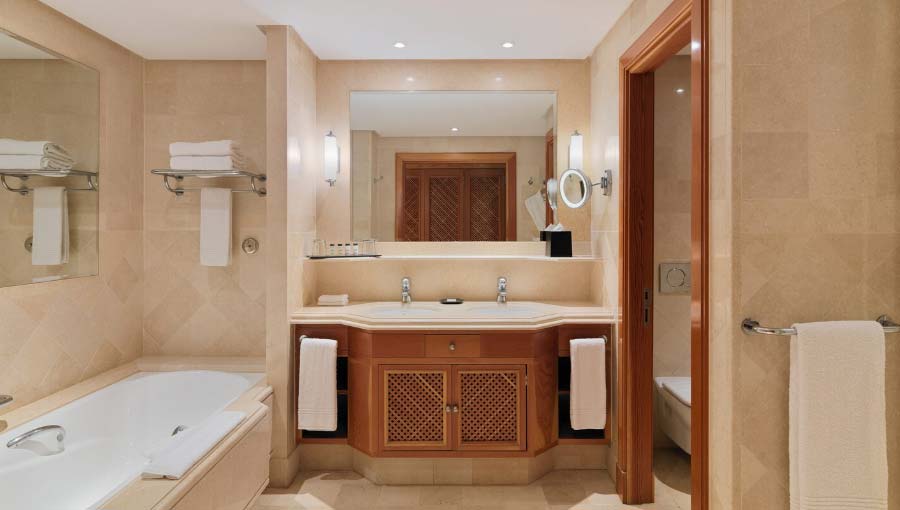 Sheraton La Caleta Resort Bathroom