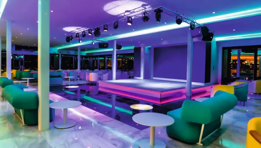 Spring Hotel Bitacora Bar